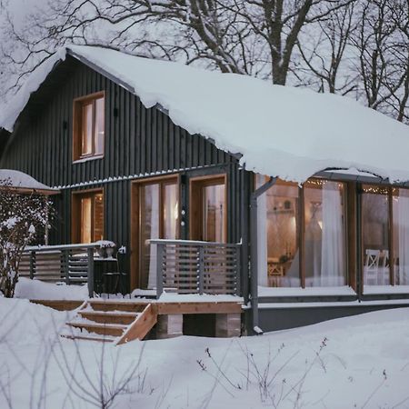 Viesu Maja Kalnaruski Ape Exterior foto